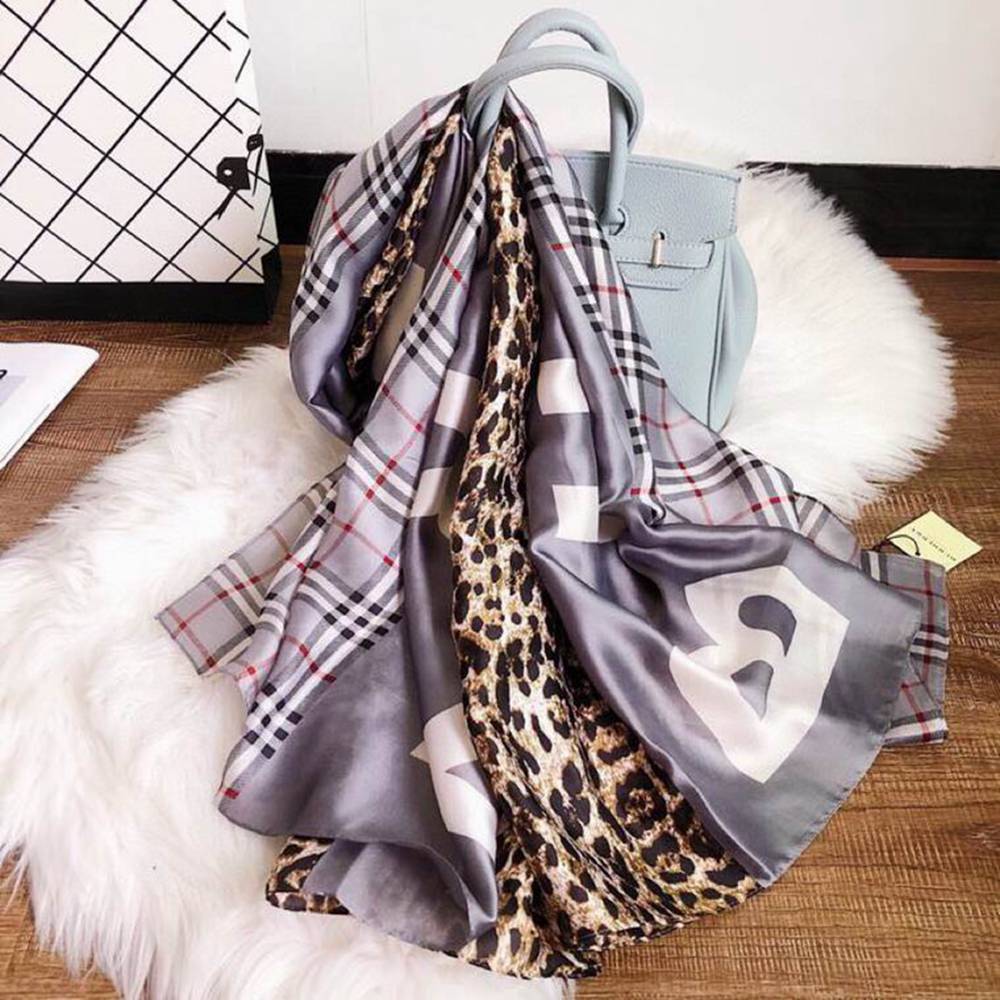 B**rry scarf